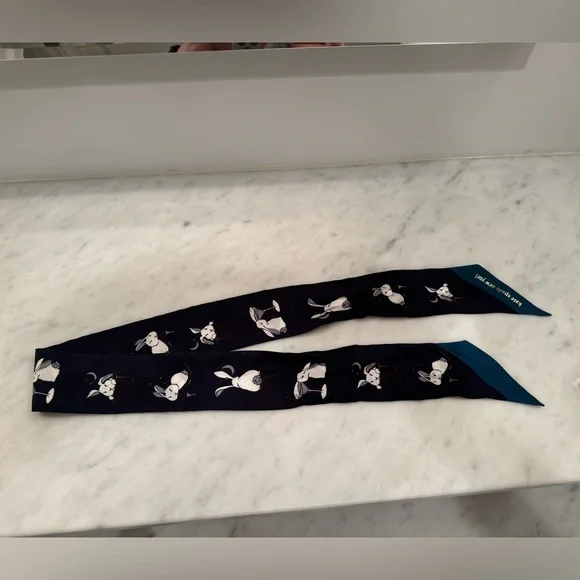 Kate Spade Navy Floral Scarf Twilly new w/out tags. Bunnies! One of a kind!!! - Picture 5 of 5